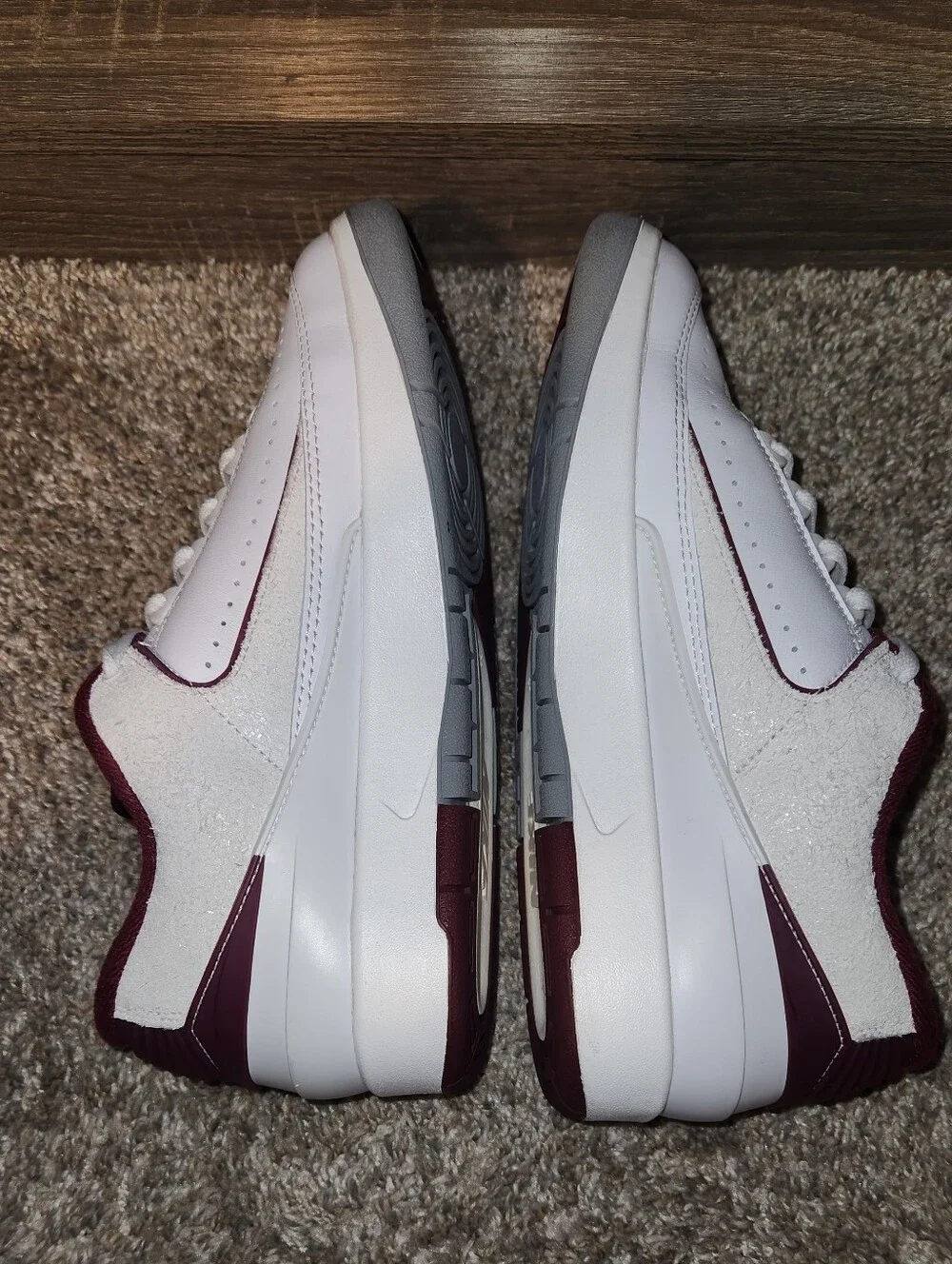 AUTHENTIC AIR JORDAN 2 LOW CHERRYWOOD SIZE 8.5